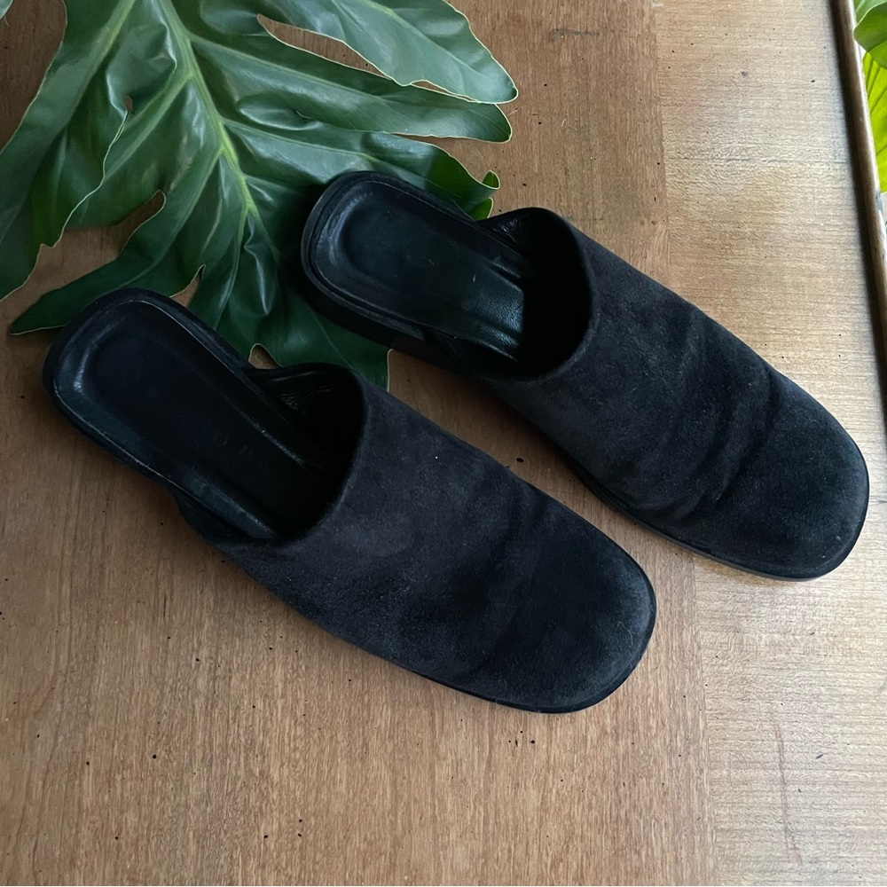 Vintage Harold's Black Suede Leather Mules Minimalist Slip On Flats size 7